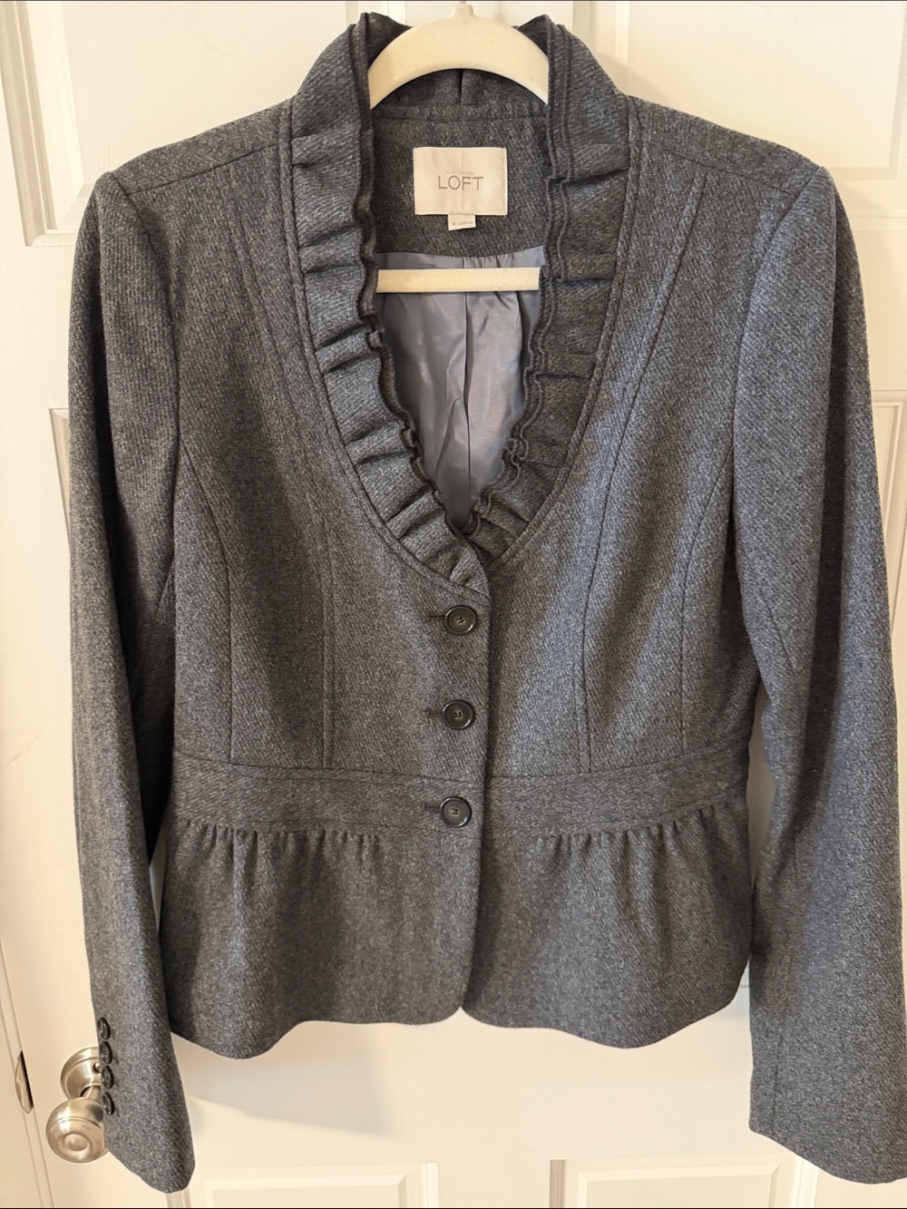 Ann Taylor LOFT Gray Tweed Ruffled Romantic
Riding Jacket Blazer Wool Blend 6